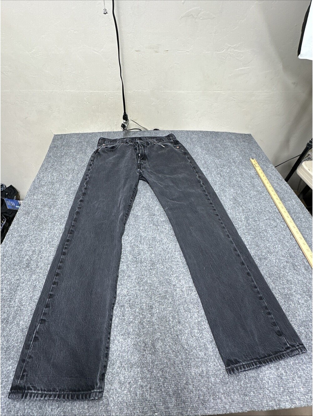 Levi's 501 Original Fit Jeans Mens 36x34 Black Denim Straight Button Fly